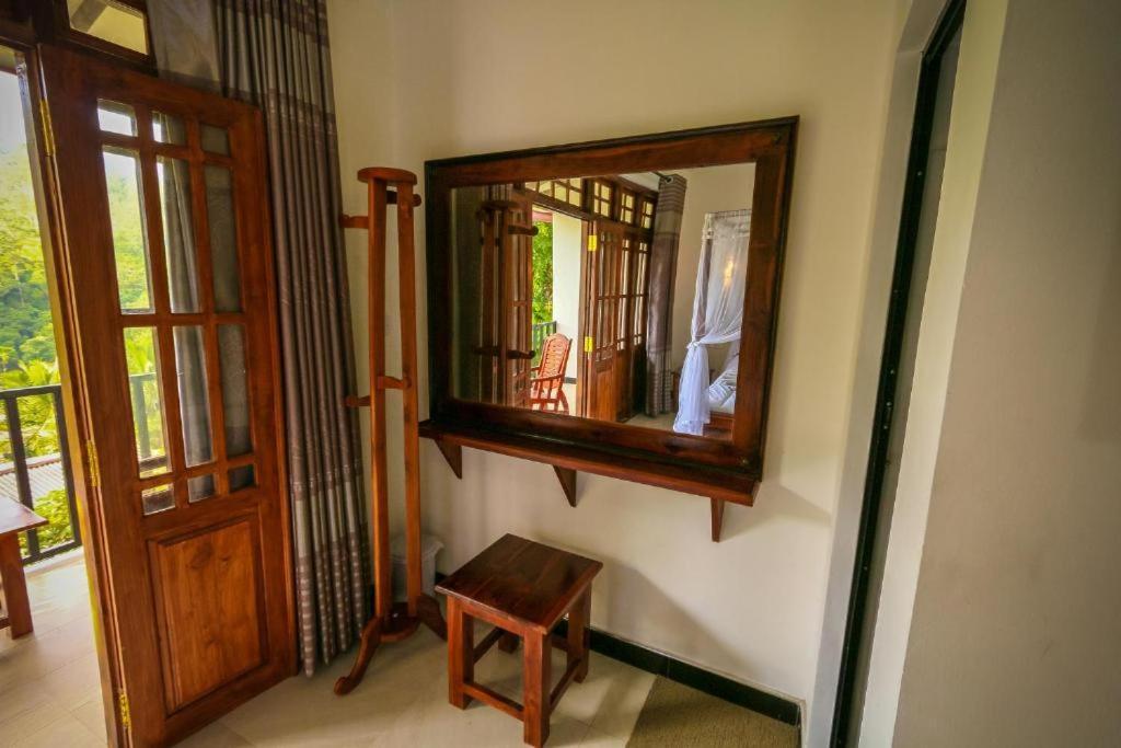 Mount Pleasant Ella Apartment Bagian luar foto