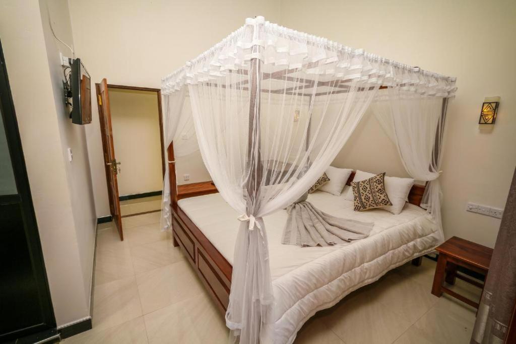 Mount Pleasant Ella Apartment Bagian luar foto