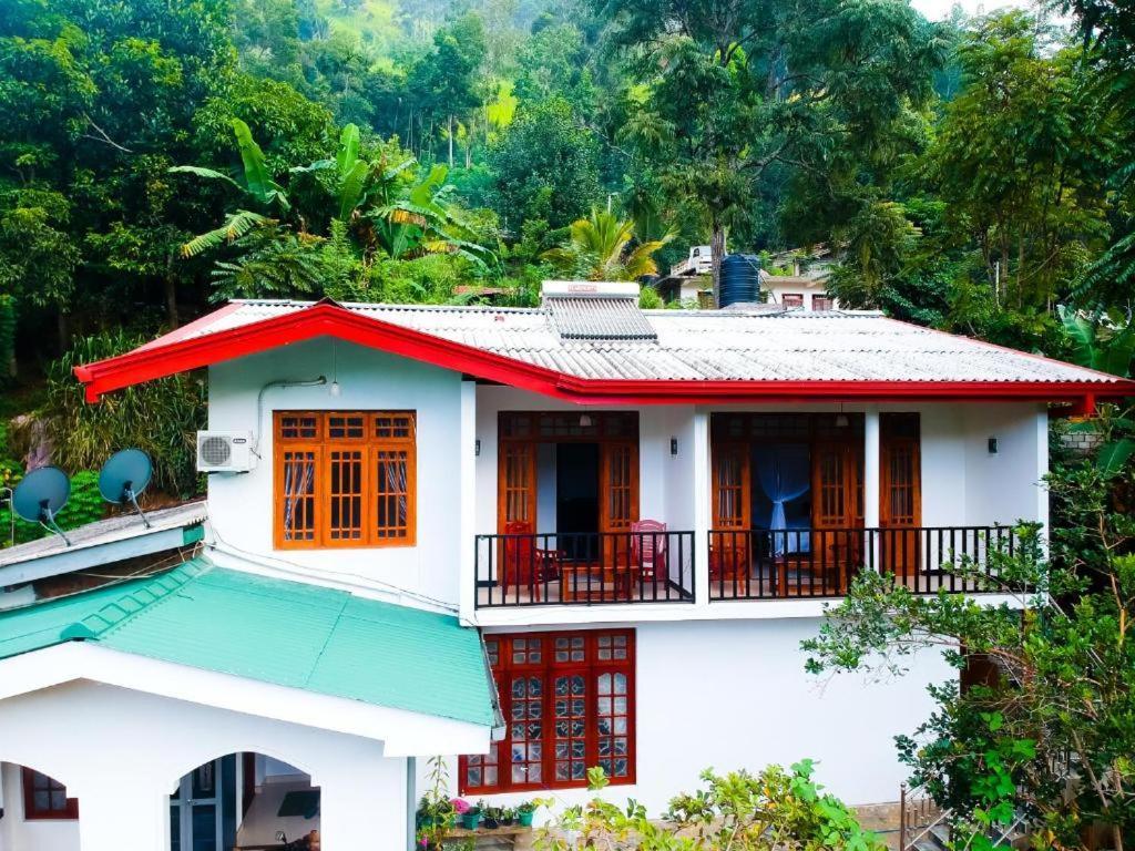 Mount Pleasant Ella Apartment Bagian luar foto