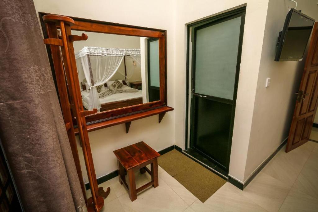 Mount Pleasant Ella Apartment Bagian luar foto